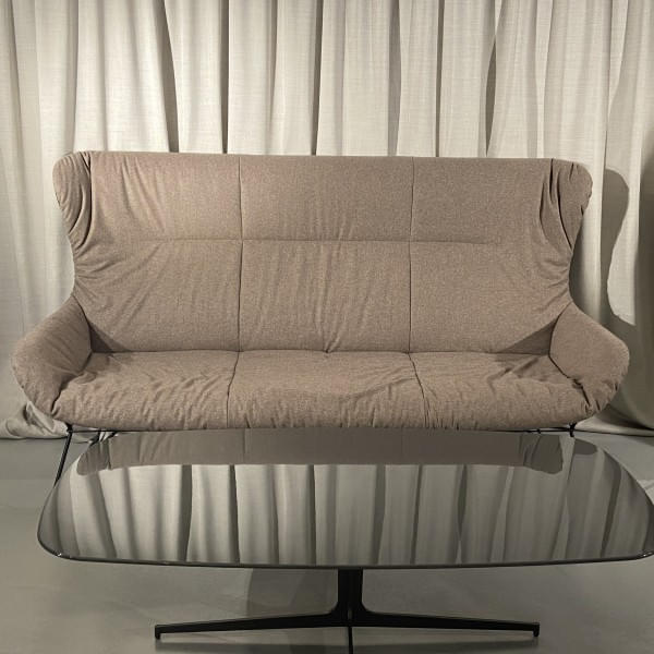 Sofa Leya Wingback Couch 